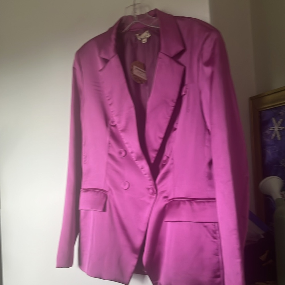 NWT Modern Tailored Blazer Suit Jacket Beautiful nicely fully lined